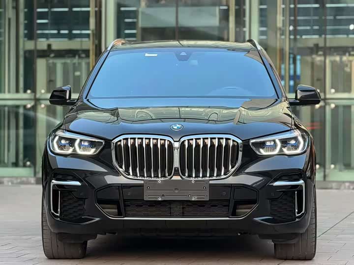 Фото 2 - BMW X5