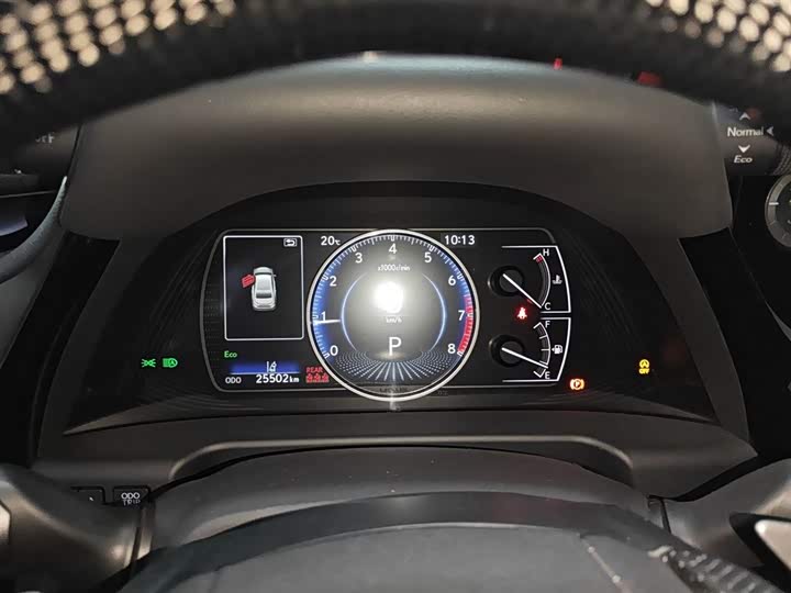 Фото 12 - Lexus ES