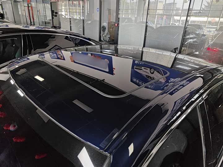 Фото 27 - Lexus ES