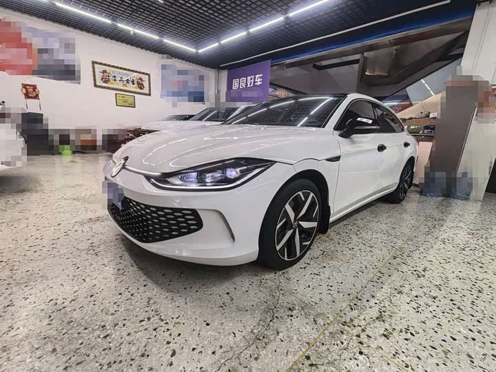 Фото 1 - Volkswagen Lamando L