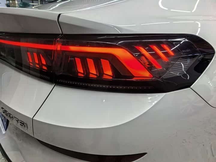 Фото 10 - Volkswagen Lamando L