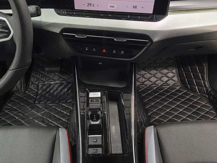 Фото 20 - Volkswagen Lamando L