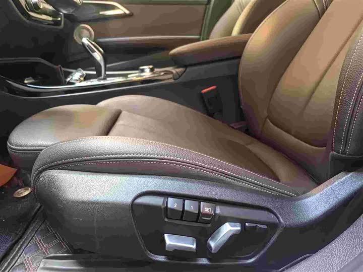 Фото 15 - BMW 1 Series