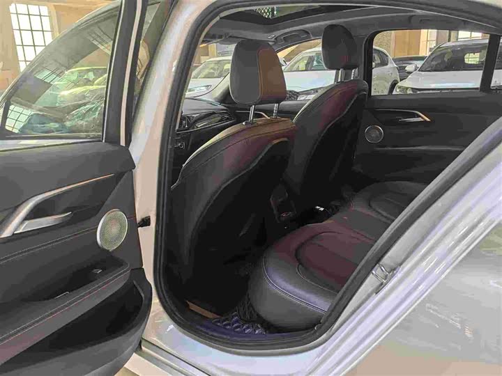 Фото 6 - BMW 1 Series