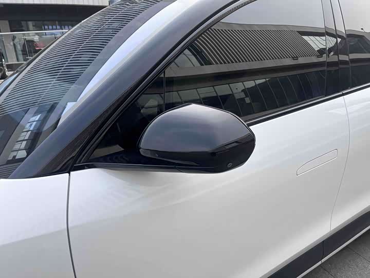 Фото 10 - Nio ES6