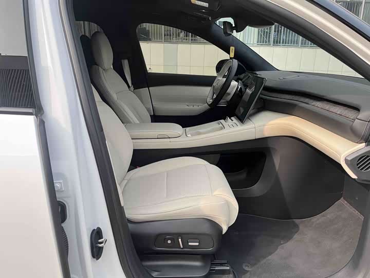 Фото 21 - Nio ES6