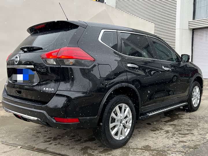 Фото 4 - Nissan X-Trail