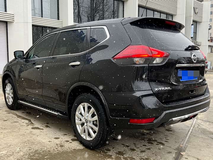 Фото 5 - Nissan X-Trail