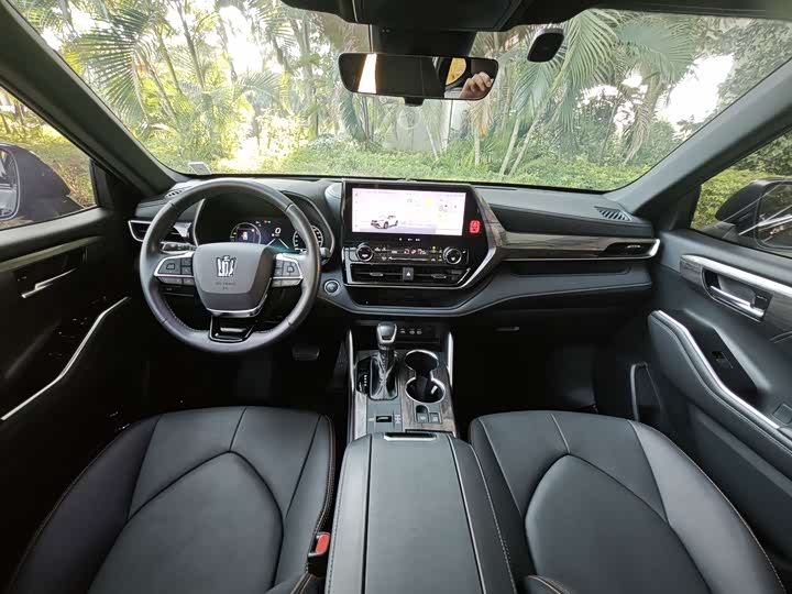 Фото 15 - Toyota Crown Kluger