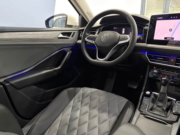 Фото 10 - Volkswagen Sagitar L