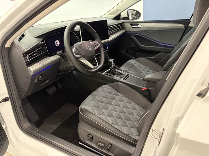 Фото 6 - Volkswagen Sagitar L