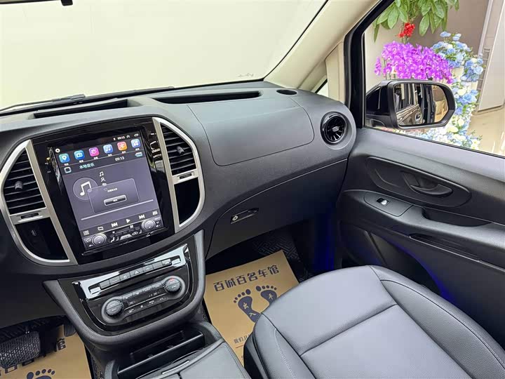 Фото 17 - Mercedes-Benz Vito