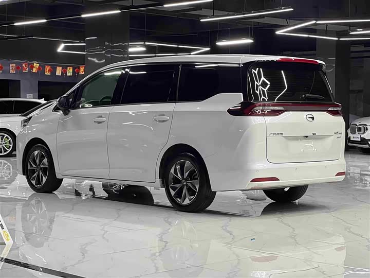 Фото 10 - GAC Trumpchi M6