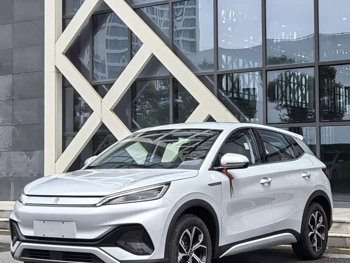 Фото 3 - BYD Yuan Plus