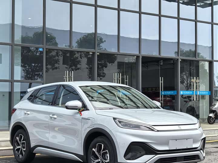 Фото 4 - BYD Yuan Plus