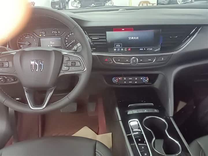 Фото 13 - Buick Regal