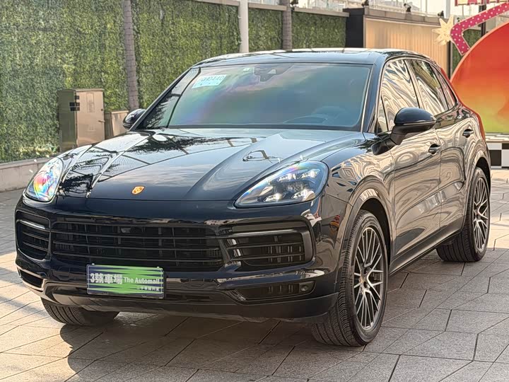 Фото 1 - Porsche Cayenne