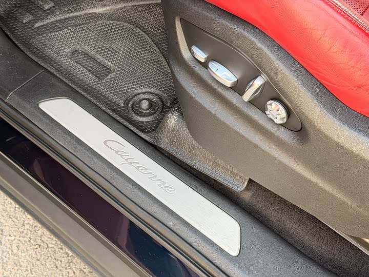 Фото 24 - Porsche Cayenne