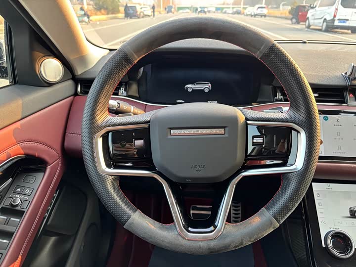 Фото 10 - Land Rover Range Rover Evoque L