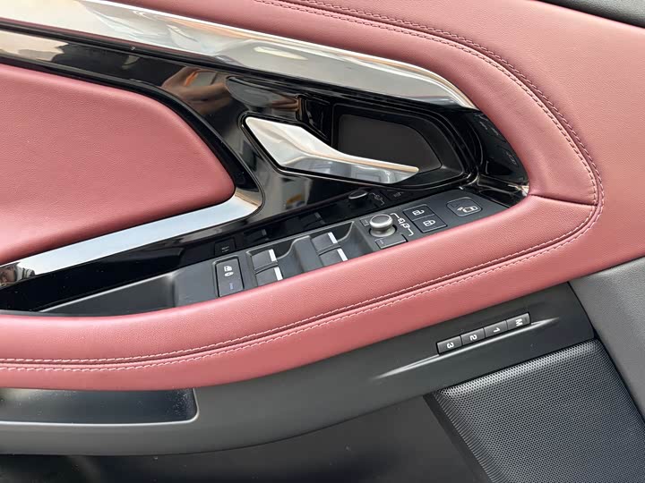 Фото 6 - Land Rover Range Rover Evoque L