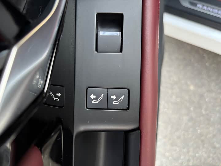 Фото 8 - Land Rover Range Rover Evoque L