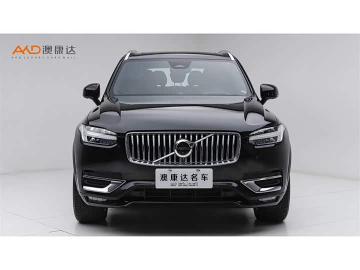 Фото 2 - Volvo XC90