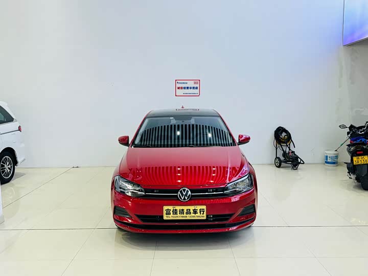 Фото 2 - Volkswagen Polo