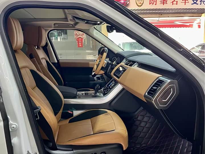 Фото 16 - Land Rover Range Rover Sport