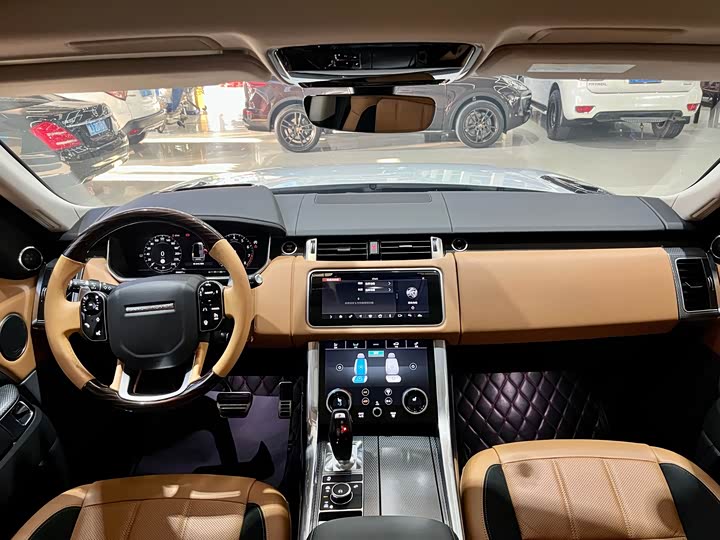 Фото 18 - Land Rover Range Rover Sport