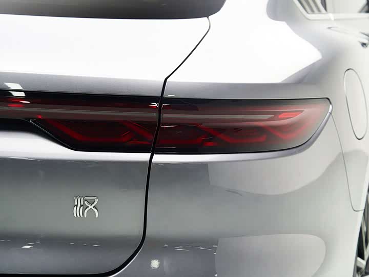 Фото 16 - BYD Han