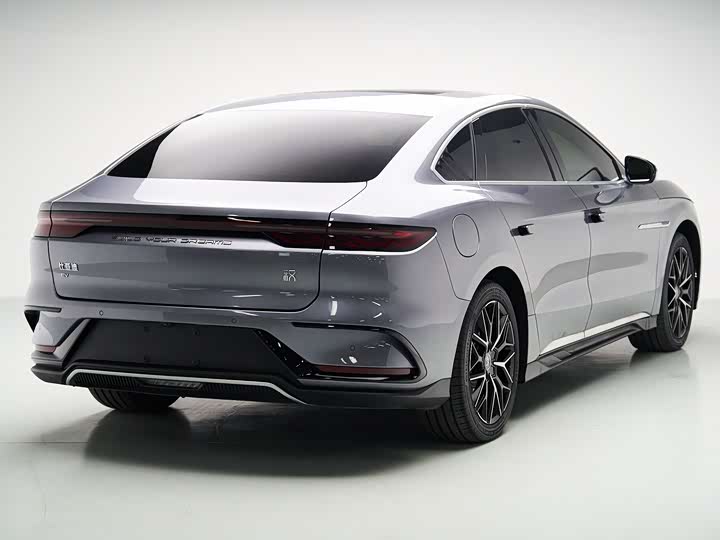 Фото 19 - BYD Han