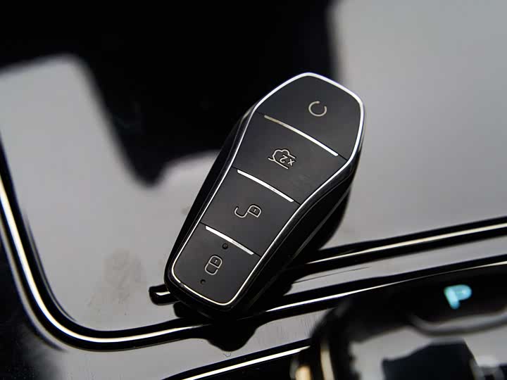 Фото 8 - BYD Han