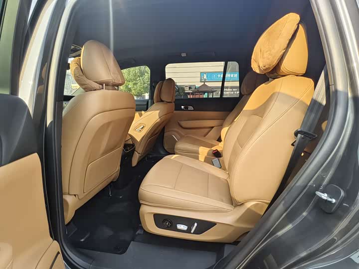 Фото 6 - LiXiang One