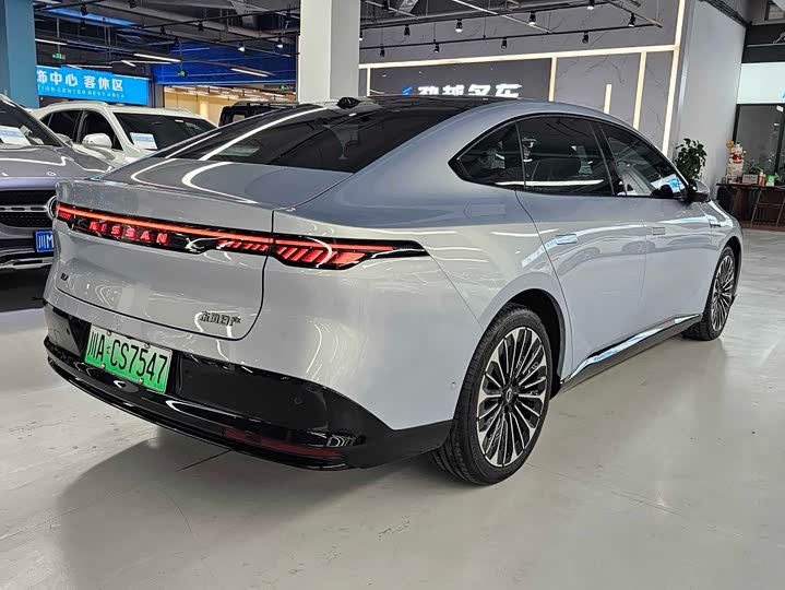 Фото 2 - Nissan N7