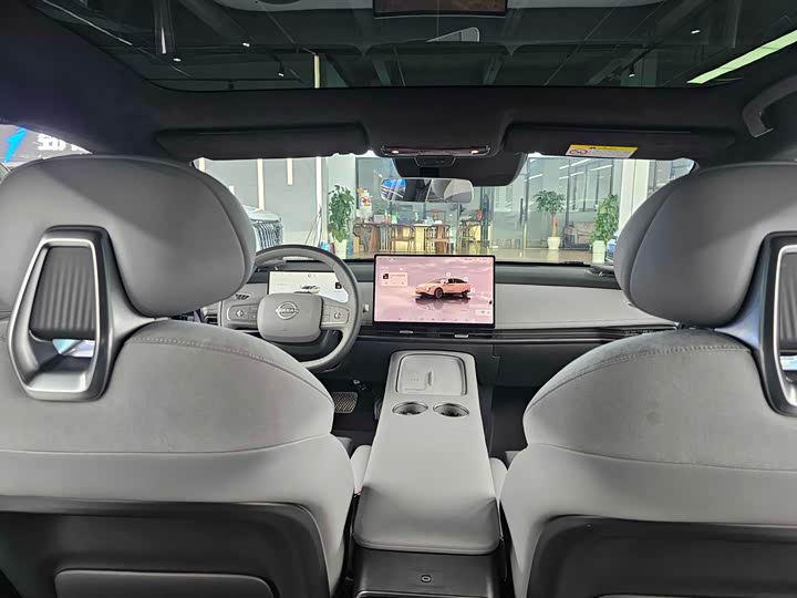 Фото 9 - Nissan N7