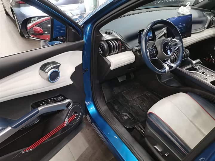 Фото 16 - BYD Yuan Plus