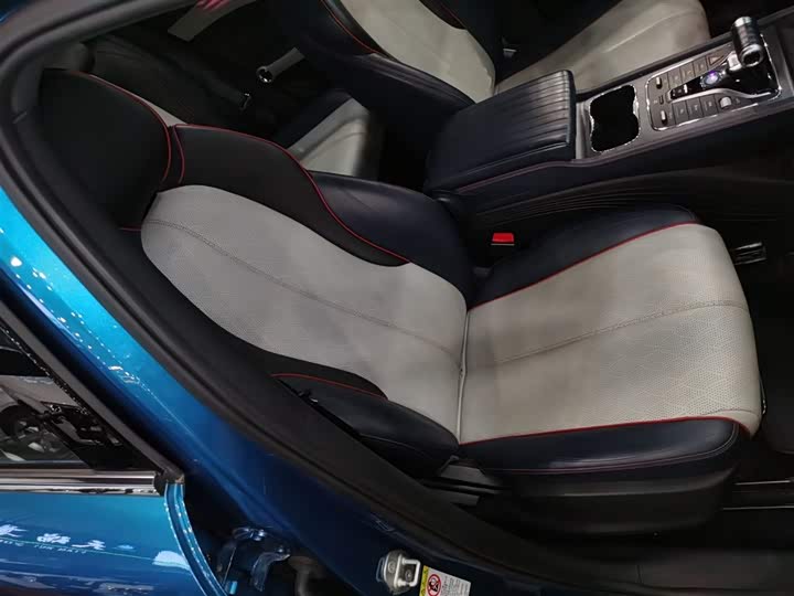 Фото 25 - BYD Yuan Plus