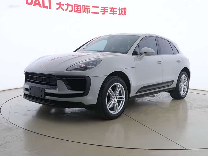 Фото 1 - Porsche Macan