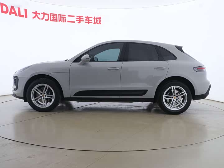 Фото 13 - Porsche Macan