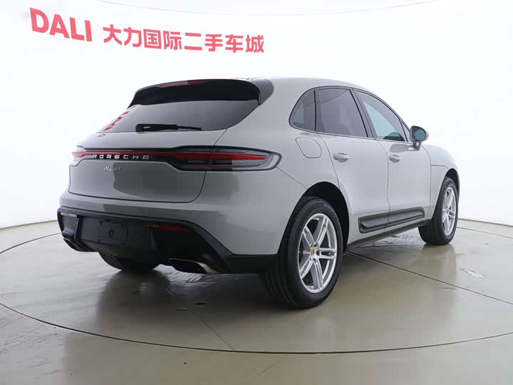 Фото 14 - Porsche Macan