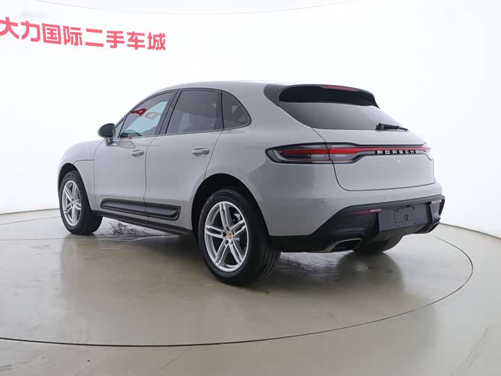 Фото 16 - Porsche Macan