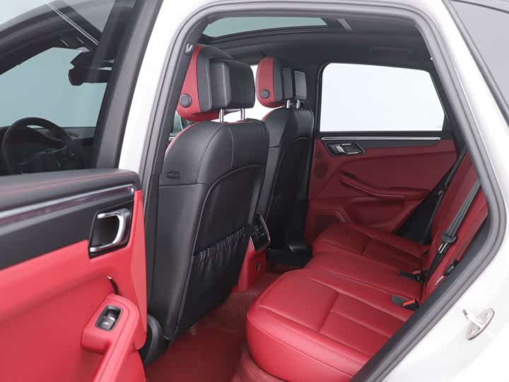 Фото 9 - Porsche Macan