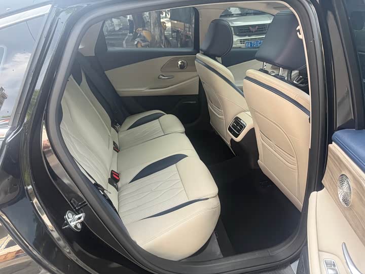 Фото 25 - Chery Arrizo 8