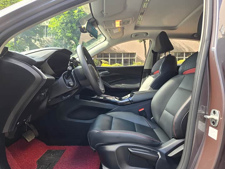 Фото 8 - MG Motor 5