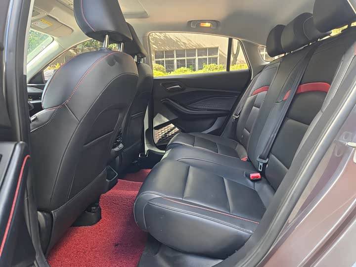 Фото 9 - MG Motor 5