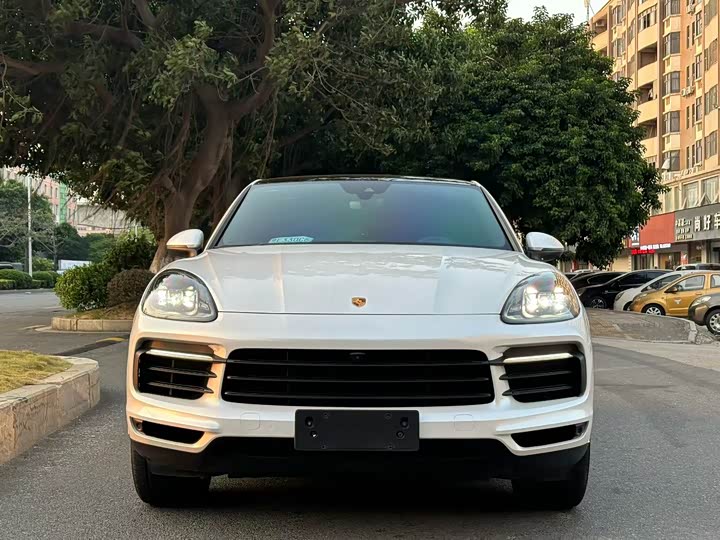 Фото 2 - Porsche Cayenne