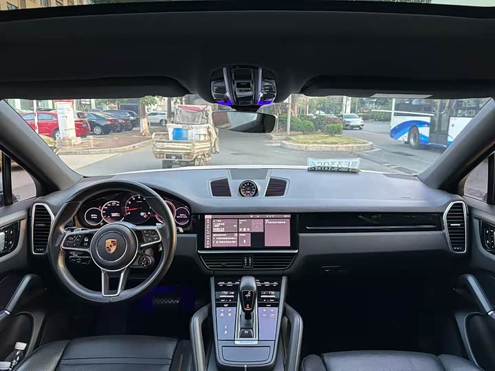 Фото 6 - Porsche Cayenne