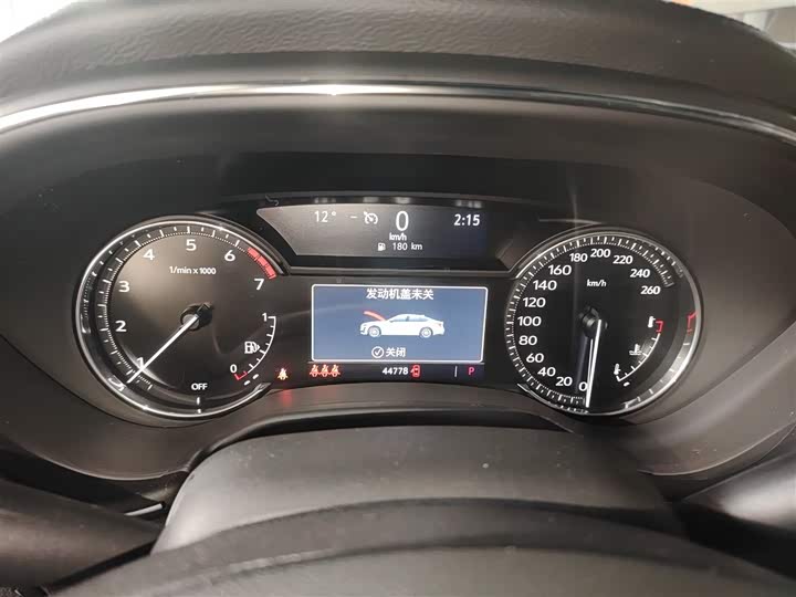 Фото 12 - Cadillac CT5