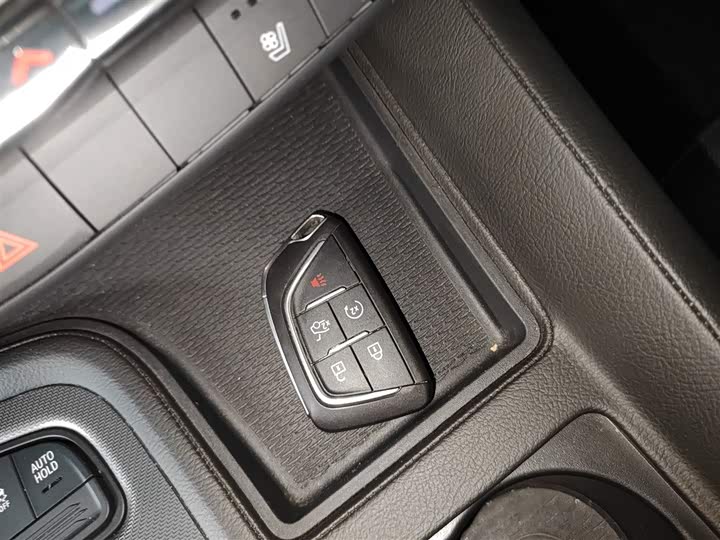 Фото 9 - Cadillac CT5