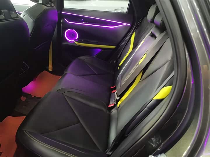 Фото 17 - Changan UNI-V